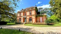 10 Bed. House, Near MONTAUBAN in Tarn-et-Garonne